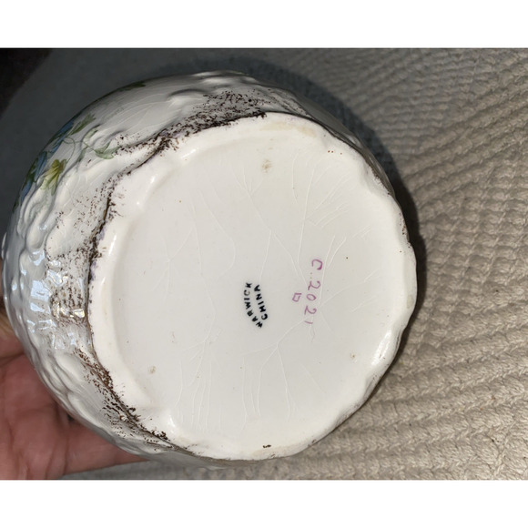 WARWICK Porcelain Pink Floral Ornate PLANTER JARDINIERE Gold Trim Old Antique - Picture 6 of 8